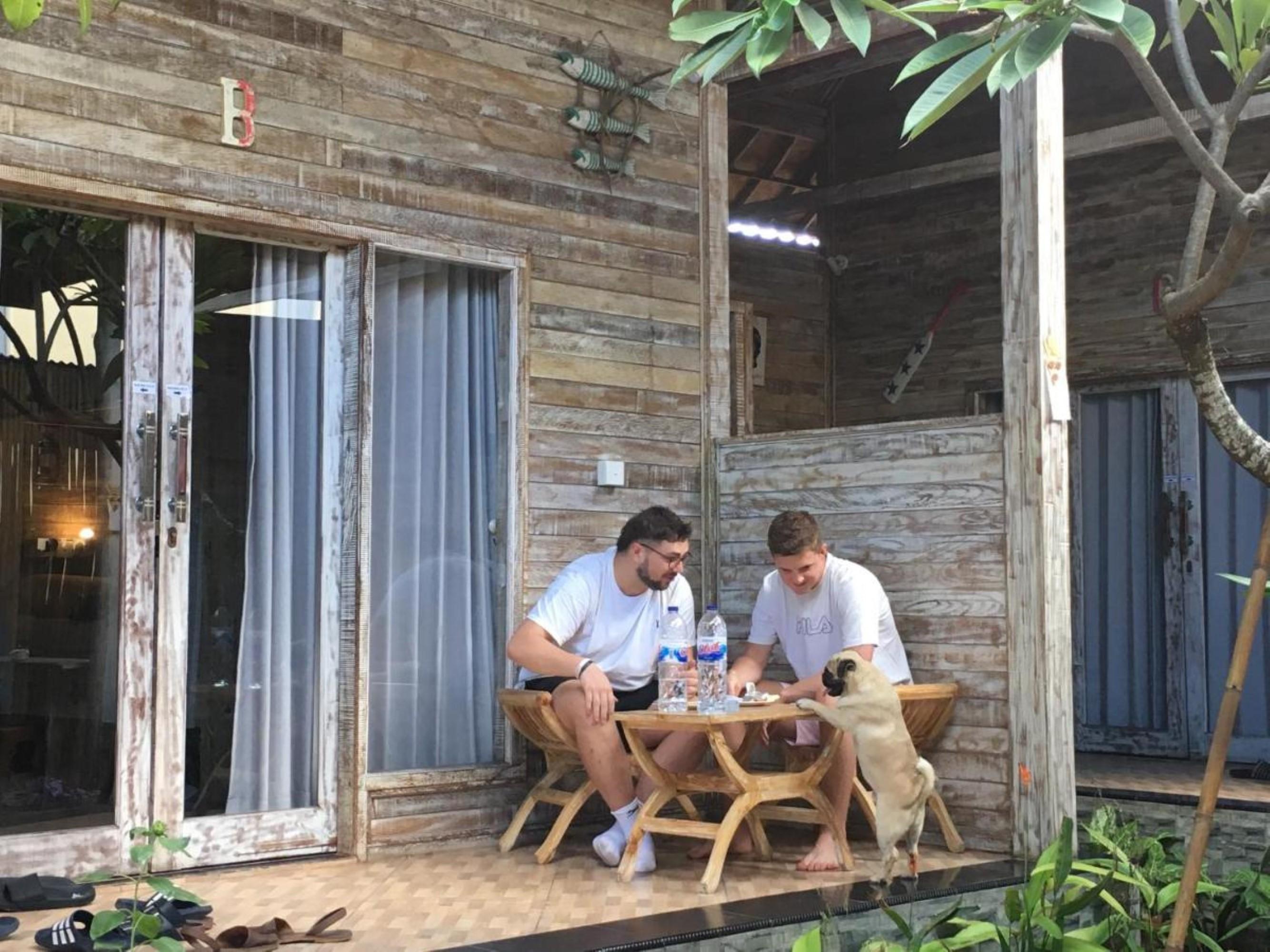 Pange Hostel Lembongan Nusa Lembongan Exteriör bild