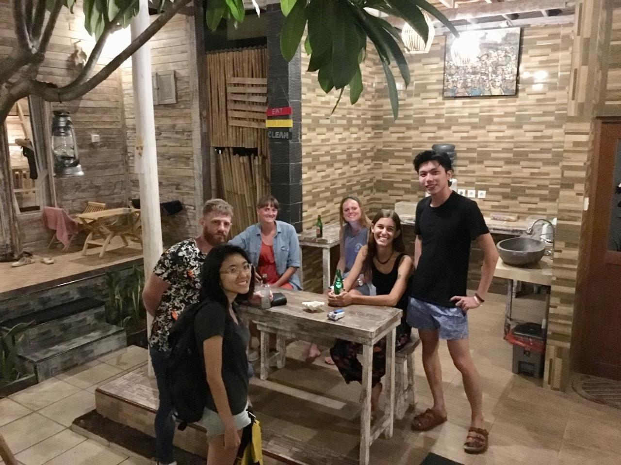 Pange Hostel Lembongan Nusa Lembongan Exteriör bild